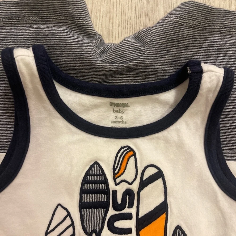 Gymboree Boys Surf Romper 3-6 Months